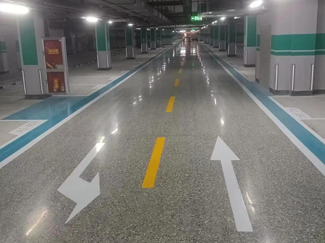 山東煙臺龍口市譽龍府地下車庫彩石地坪